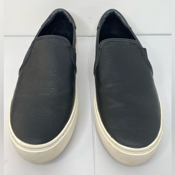 UGG Jass  Black Slip-On Sneakers - Picture 3 of 9